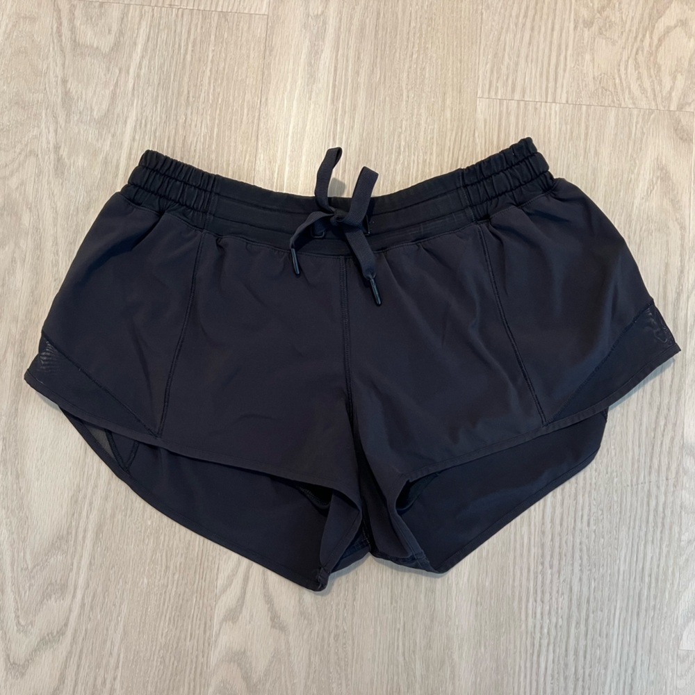 Lululemon black shirts 2.5” inseam